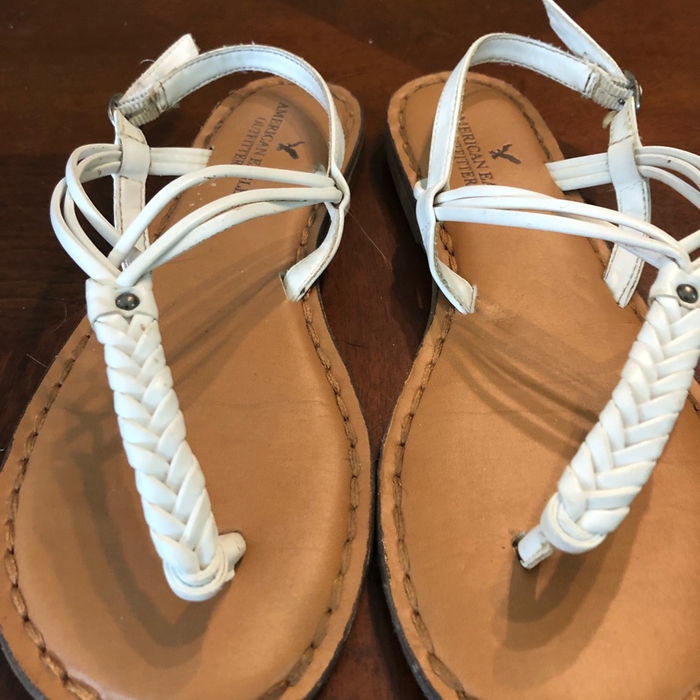 American Eagle Outfitters Strap Flip Flops size 6